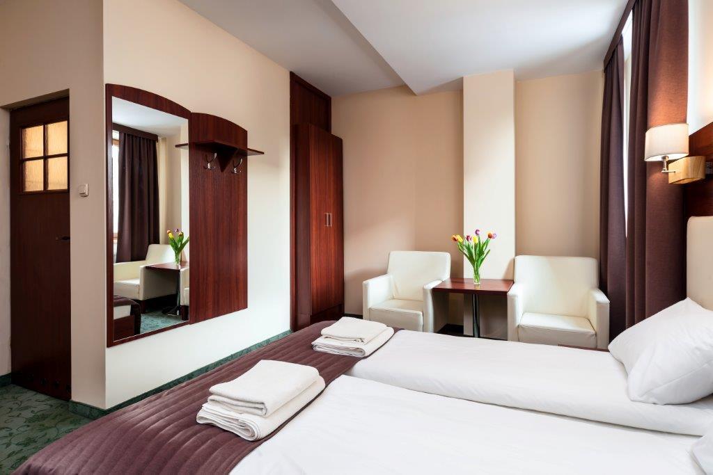 Hotel Mlyn Люблін Екстер'єр фото